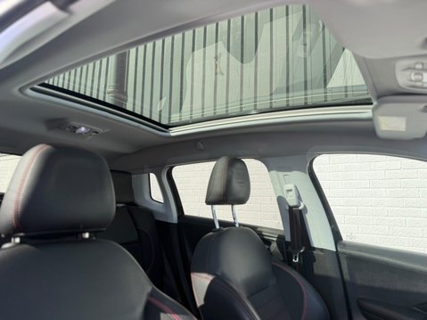 Peugeot 2008 1.2 PureTech GT Line Euro 6 (s/s) 5dr 41