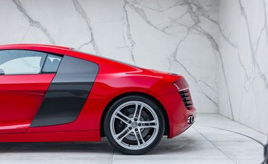 Audi R8 V8 40