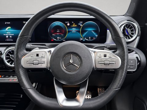 Mercedes-Benz CLA Class CLA 220 D AMG LINE PREMIUM PLUS NIGHT EDITION 3