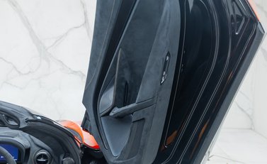 McLaren 765LT Spider 32