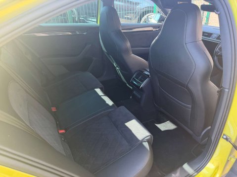 Skoda Superb 2.0 Superb SportLine+ TDI Semi-Auto 5dr 9
