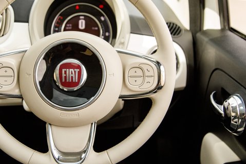 Fiat 500 DOLCEVITA PLUS MHEV 20