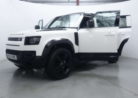 Land Rover Defender 3.0 Defender X-Dynamic HSE D MHEV A 4WD 5dr 78