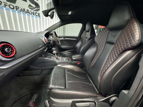 Audi RS3 2.5 TFSI Saloon 4dr Petrol S Tronic quattro Euro 6 (s/s) (400 ps) 8