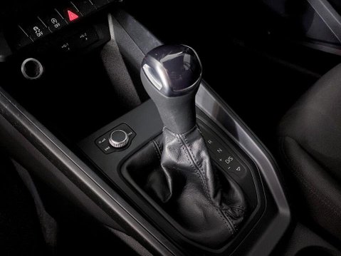 Audi A1 1.0 TFSI 30 Technik Sportback 5dr Petrol S Tronic Euro 6 (s/s) (110 ps) Air 33