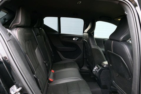 Volvo XC40 2.0 XC40 R-Design T4 AWD Auto 4WD 5dr 41