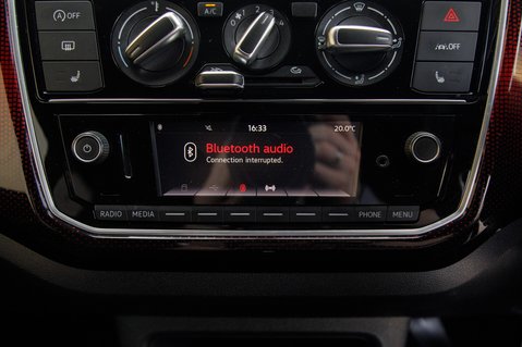 Volkswagen Up GTI 23