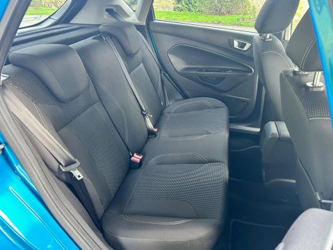 Ford Fiesta TITANIUM 6