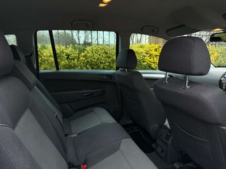 Vauxhall Zafira 1.8 Zafira Design Nav 5dr 30