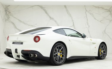 Ferrari F12 Berlinetta 7