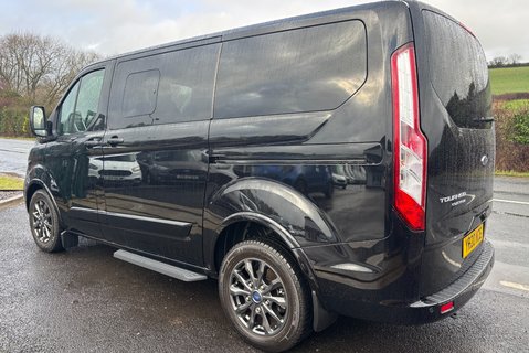 Ford Tourneo Custom 320 L1 Titanium X 185 ps 8 Seater 6