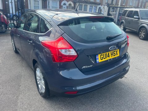 Ford Focus 1.6T EcoBoost Titanium Navigator Euro 5 (s/s) 5dr 4