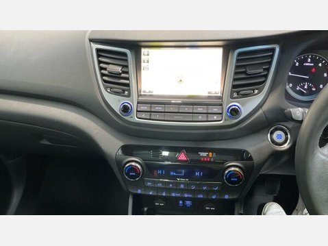 Hyundai TUCSON 2.0 CRDi Blue Drive Premium SE Euro 6 (s/s) 5dr 6