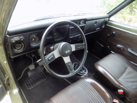Datsun 510 1400 Bluebird 10