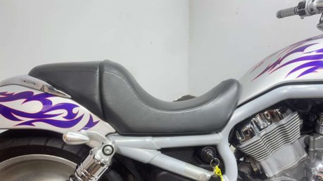 Harley-Davidson V-Rod VRSCA 1100 2002 ONLY 10K MOT MAY 2027 WARRANTY CRUISER BIKE 19