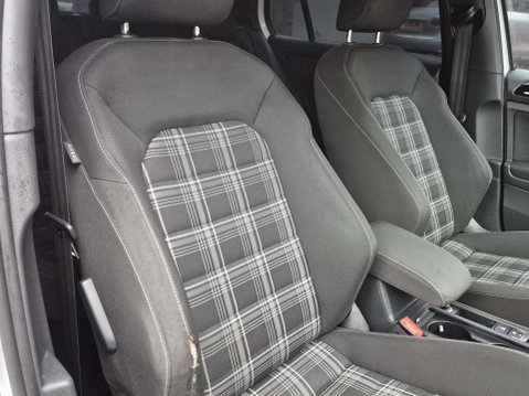 Volkswagen Golf 2.0 Golf GTD Semi-Automatic 5dr - NATIONAL DELIVERY* 42