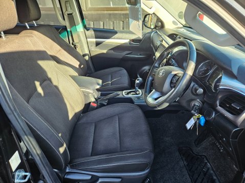 Toyota Hilux ICON 4WD D-4D DCB 6