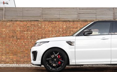 Land Rover Range Rover Sport 5.0 SVR 32