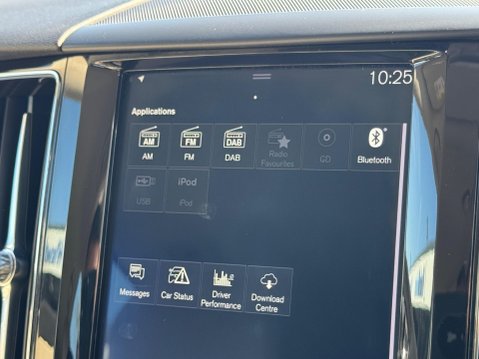 Volvo XC60 2.0 D4 Momentum Auto AWD Euro 6 (s/s) 5dr 20