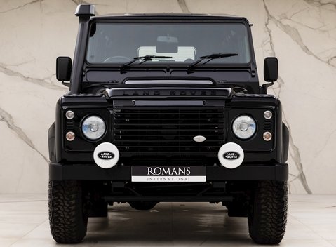 Land Rover Defender 110 XS 4