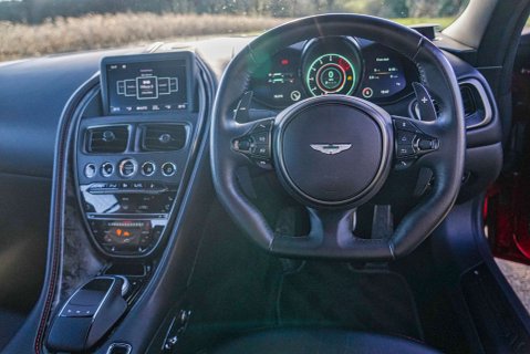 Aston Martin DBS V12 15