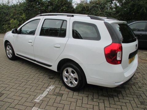 Dacia Logan 0.9 TCe Laureate Euro 6 (s/s) 5dr 8