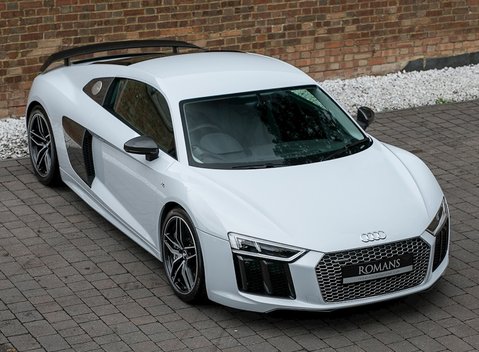 Audi R8 V10 Plus 8