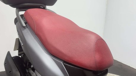 SYM Symphony 2022 ONLY 733 MILES NEW MOT 125CC LEARNER SCOOTER 9