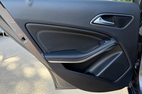 Mercedes-Benz A Class A 200 D SPORT EDITION PLUS - PANORAMIC SUNROOF - DAB DIGITAL RADIO 30