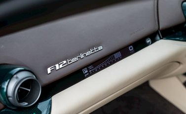 Ferrari F12 Berlinetta 24