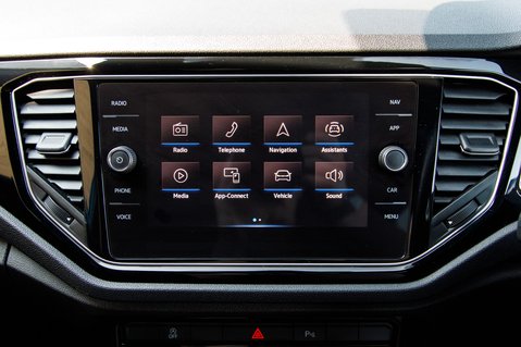 Volkswagen T-Roc BLACK EDITION TSI EVO DSG 21