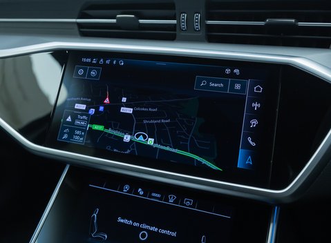 Audi RS6 AVANT PERFORMANCE 22