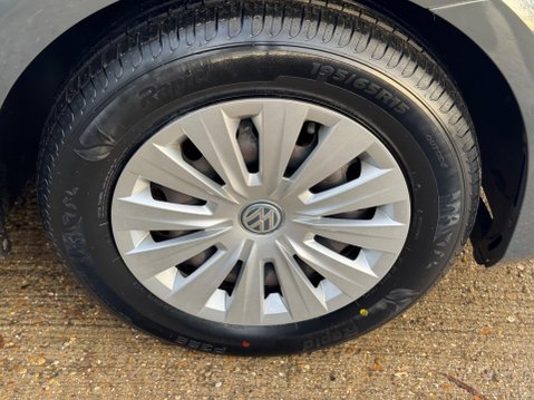 Volkswagen Golf 1.2 TSI BlueMotion Tech S Euro 5 (s/s) 5dr 38