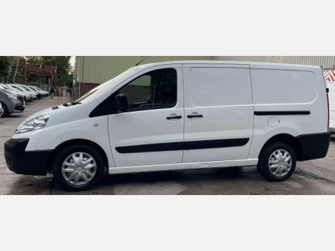 Toyota Proace 2.0 1200 HDi Panel Van 5dr Diesel Manual FWD L2 H1 (168 g/km, 128 bhp) 23