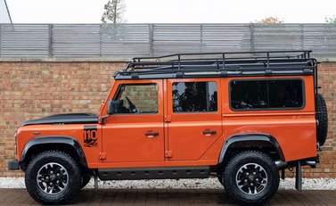 Land Rover Defender 110 Adventure Edition 2
