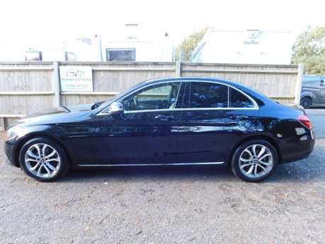 Mercedes-Benz C Class C220d SPORT 4dr 7