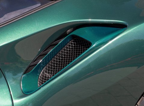 Ferrari 488 Pista 32