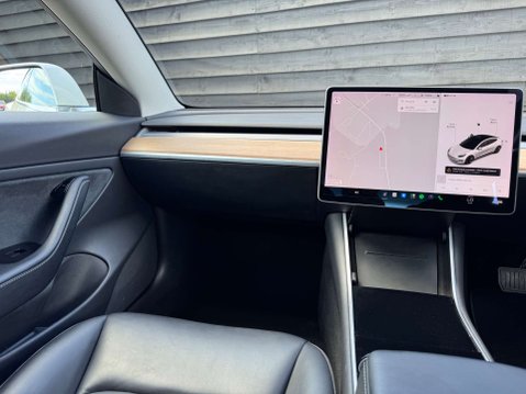 Tesla Model 3 Model 3 Long Range AWD 4WD 4dr 42