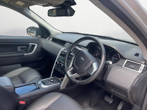 Land Rover Discovery Sport 2.0 TD4 HSE Auto 4WD Euro 6 (s/s) 5dr 13