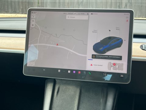 Tesla Model 3 STANDARD RANGE PLUS 12