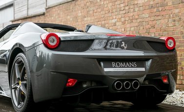 Ferrari 458 Spider 24