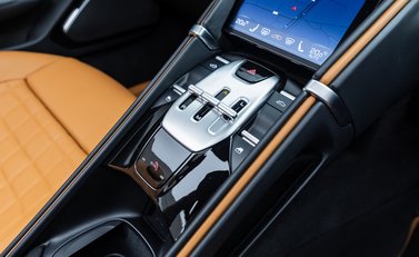 Ferrari Roma SPIDER 23