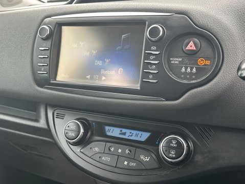 Toyota Yaris 1.5 VVT-h Icon E-CVT Euro 6 (s/s) 5dr 13