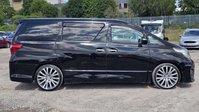 Toyota Alphard Auto+Petrol+7Seats 11