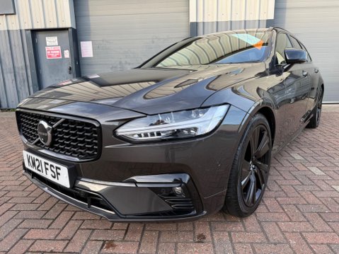 Volvo V90 2.0 B5 MHEV R-Design Auto Euro 6 (s/s) 5dr 12