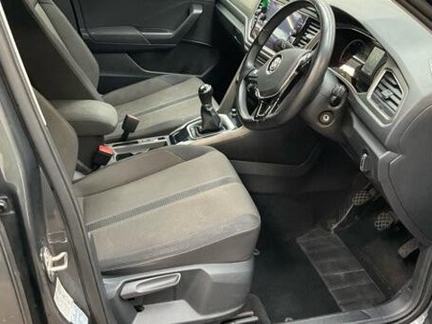Volkswagen T-Roc 1.0 TSI Design Euro 6 (s/s) 5dr 11