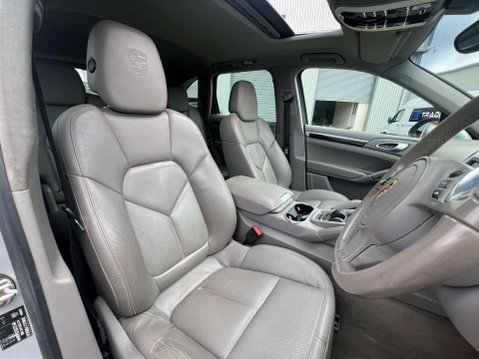 Porsche Cayenne 3.0 Cayenne V6 D Tiptronic 4WD 5dr - NATIONAL DELIVERY* 12