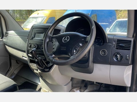 Mercedes-Benz Sprinter 2.1 313 CDi RWD L2 4dr 21