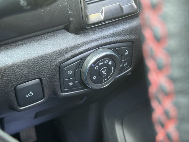 Ford Ranger Stormtrak | Auto | 2 LT | Double Cab | Sensors | Alloys | EURO 6 | NO VAT 31