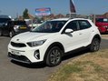 Kia Stonic 2 **10,841 MILES** 8